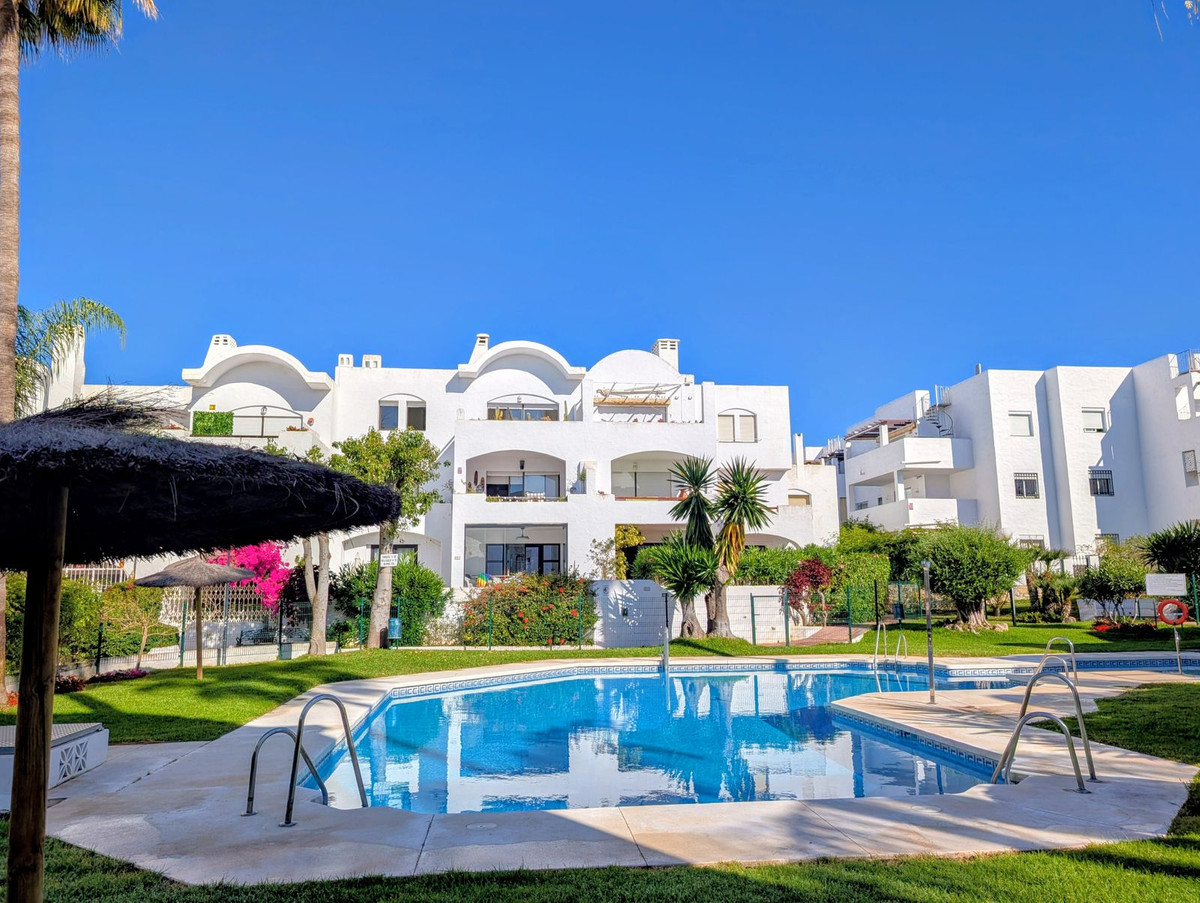 Appartement te koop in New Golden Mile | 3 slaapkamers H5390683