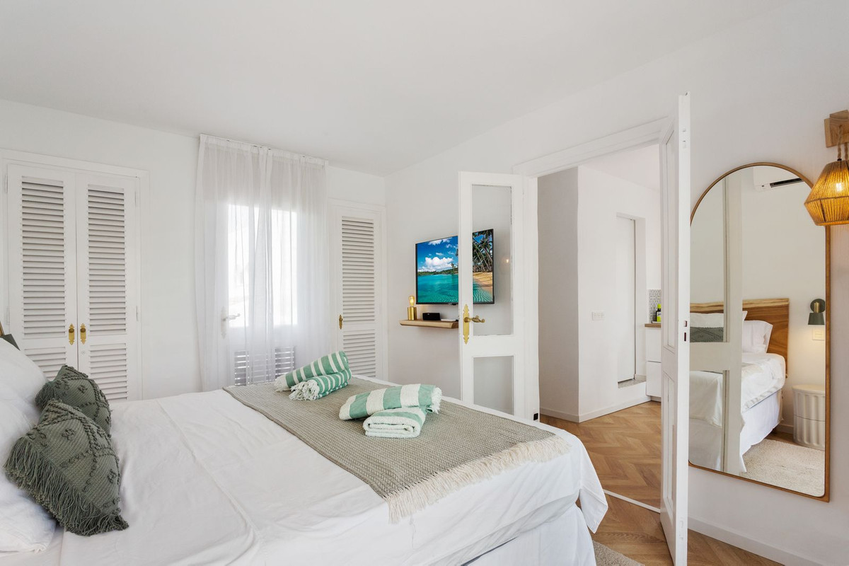 Appartement te koop in New Golden Mile | 1 slaapkamers H5391148