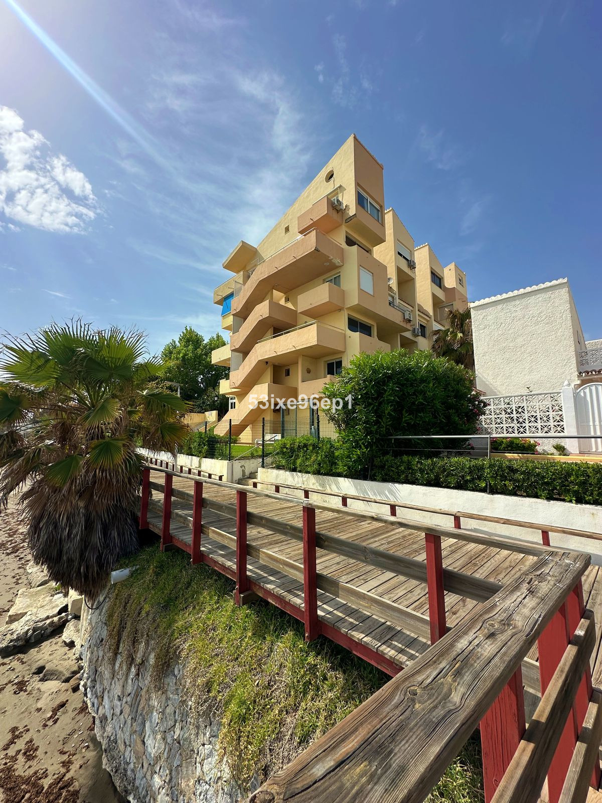 Appartement te koop in New Golden Mile | 1 slaapkamers H5426956