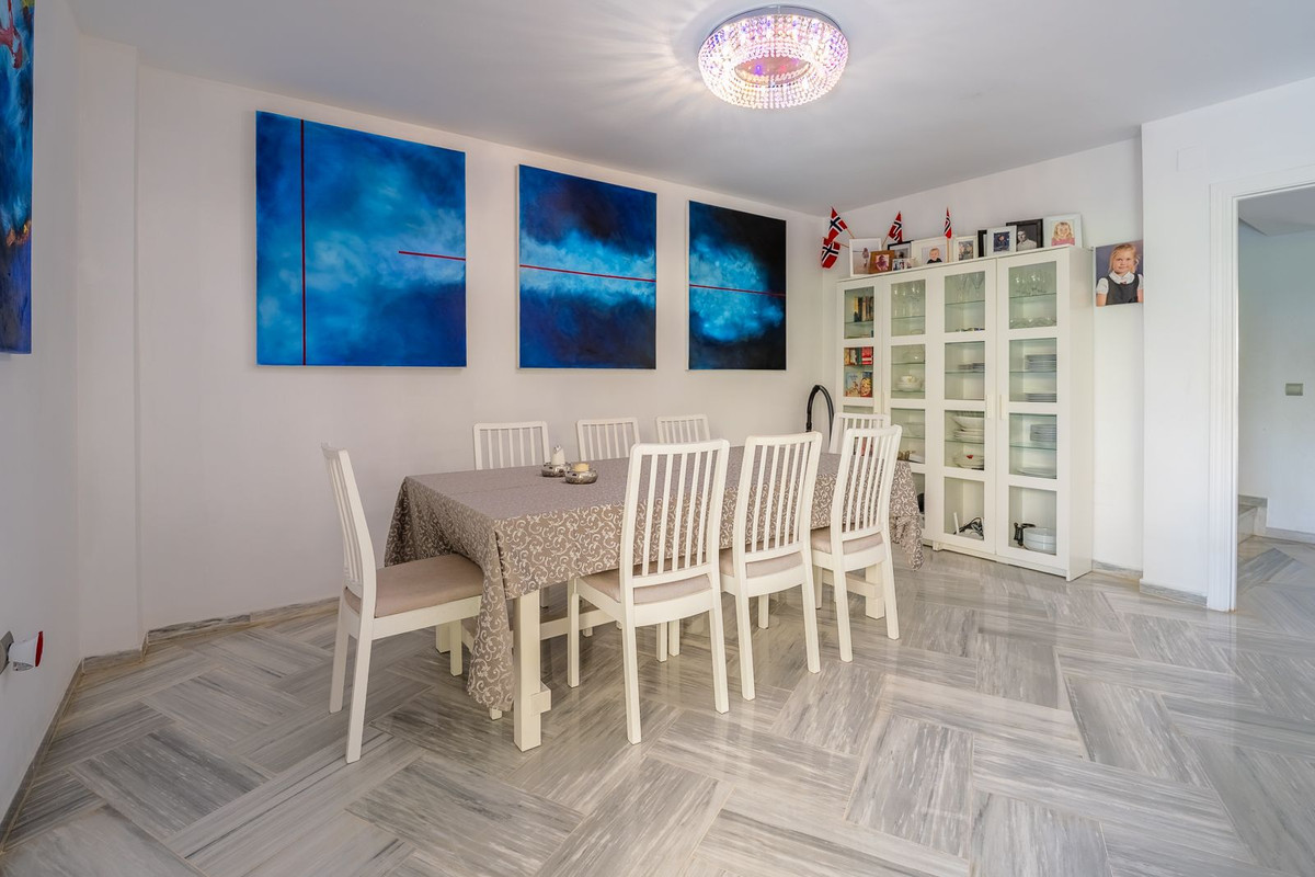 Appartement te koop in New Golden Mile | 4 slaapkamers H5434813
