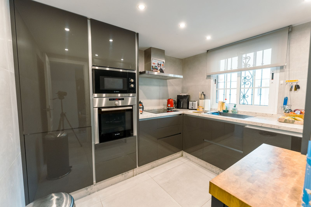 Appartement te koop in New Golden Mile | 4 slaapkamers H5434813