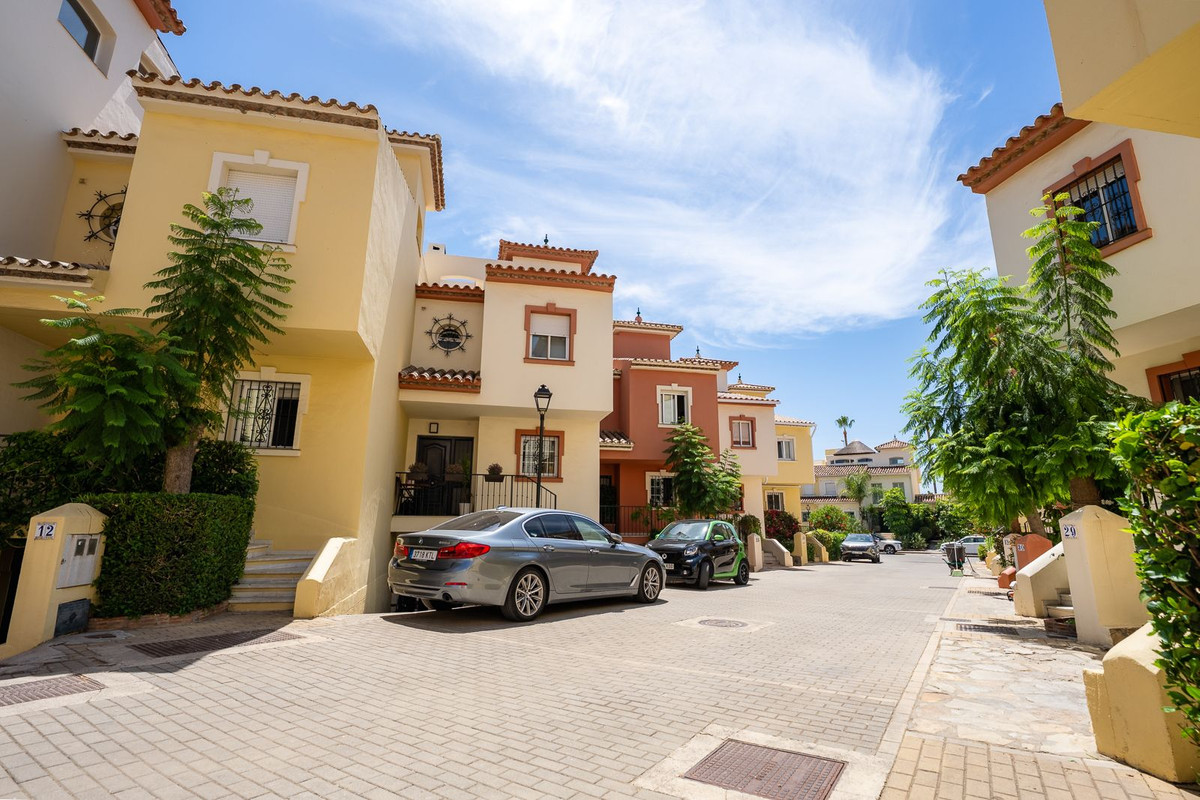 Appartement te koop in New Golden Mile | 4 slaapkamers H5434813