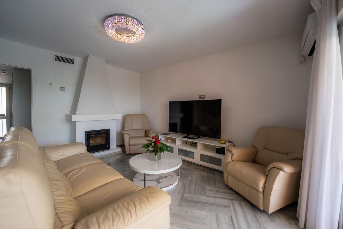 Appartement te koop in New Golden Mile | 4 slaapkamers H5434813