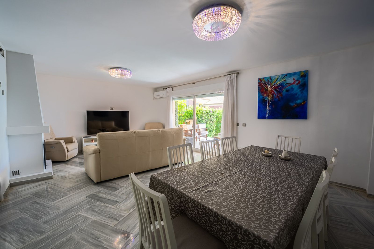 Appartement te koop in New Golden Mile | 4 slaapkamers H5434813
