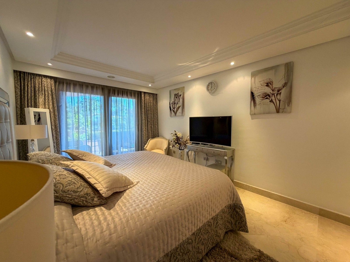 Appartement te koop in New Golden Mile | 2 slaapkamers H5463187