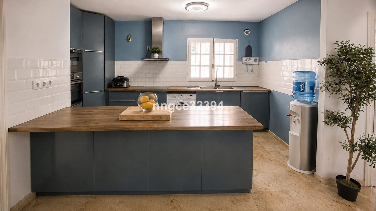Appartement te koop in New Golden Mile | 5 slaapkamers H5468491
