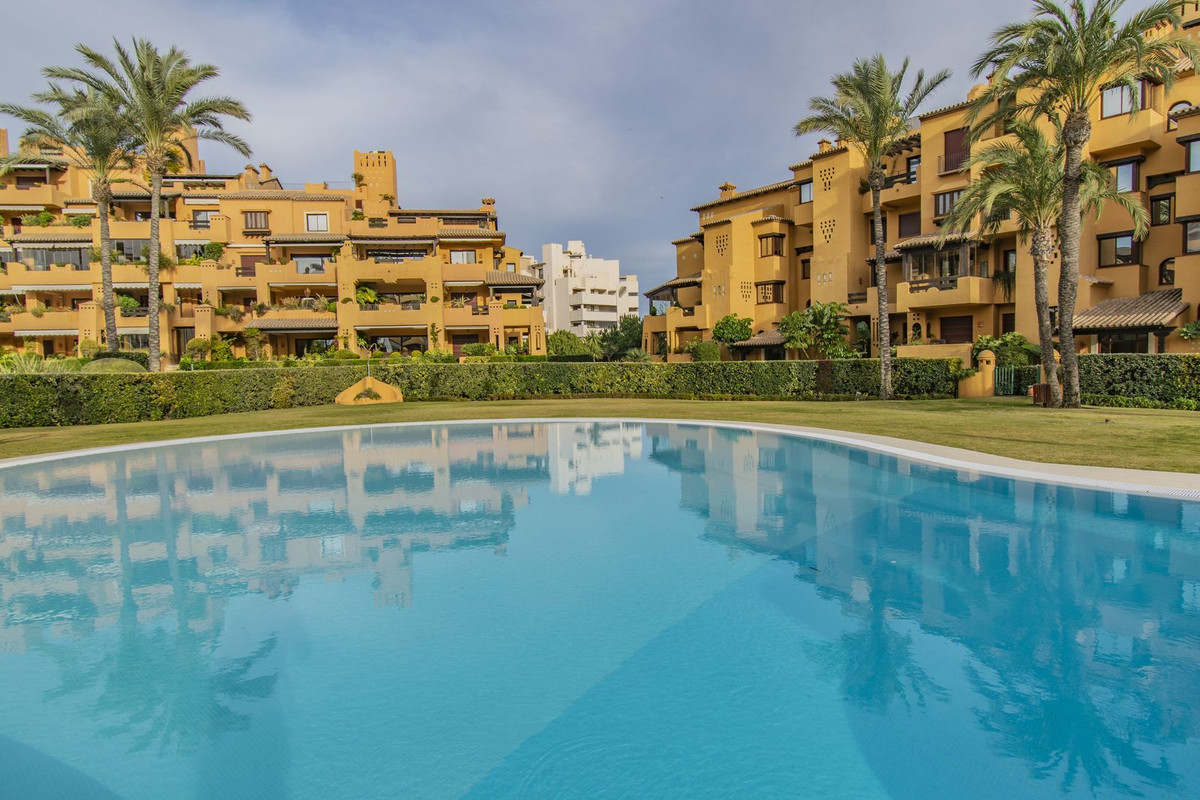 Appartement te koop in New Golden Mile | 3 slaapkamers H5483620