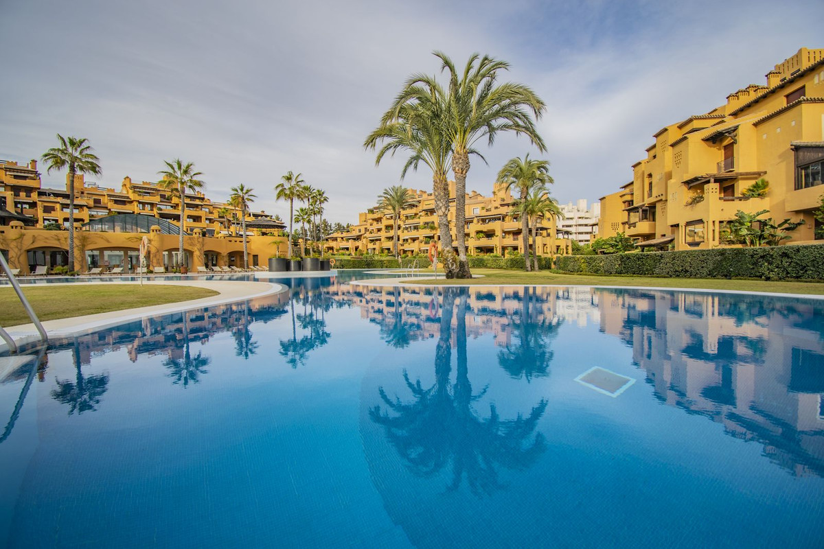 Appartement te koop in New Golden Mile | 3 slaapkamers H5483620