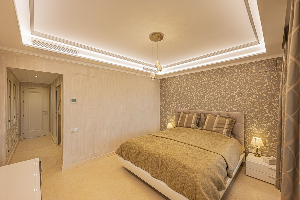 Appartement te koop in New Golden Mile | 3 slaapkamers H5483620