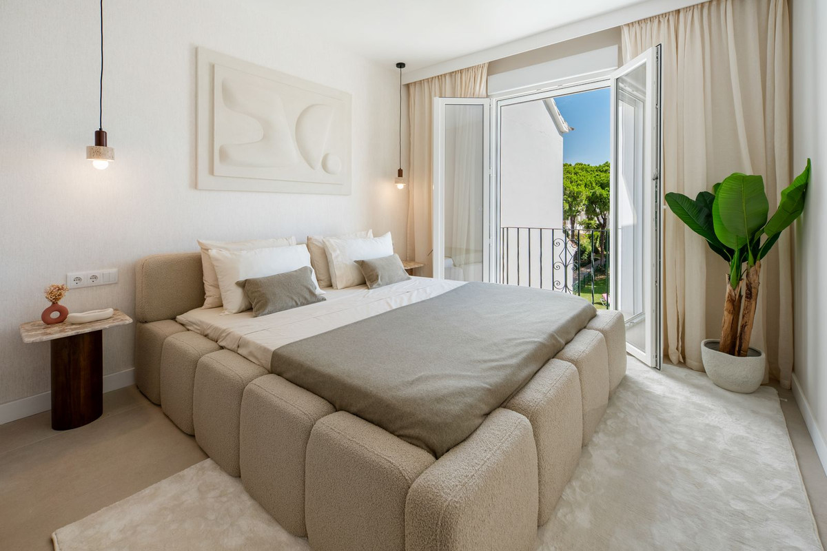 Appartement te koop in New Golden Mile | 3 slaapkamers H5498830