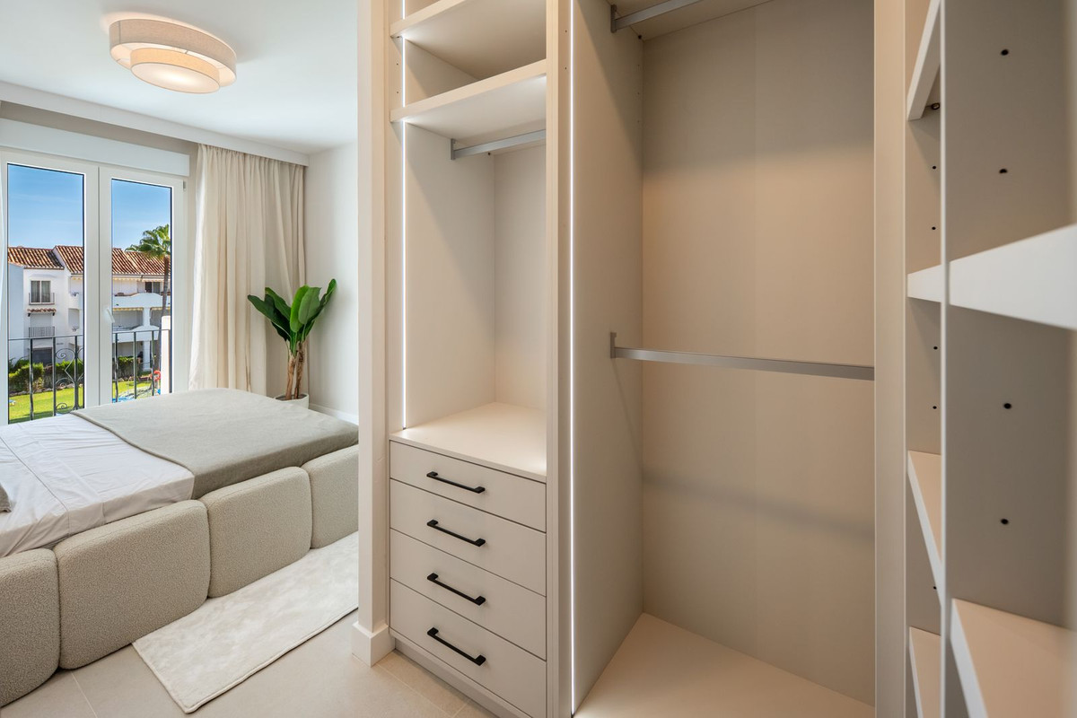 Appartement te koop in New Golden Mile | 3 slaapkamers H5498830