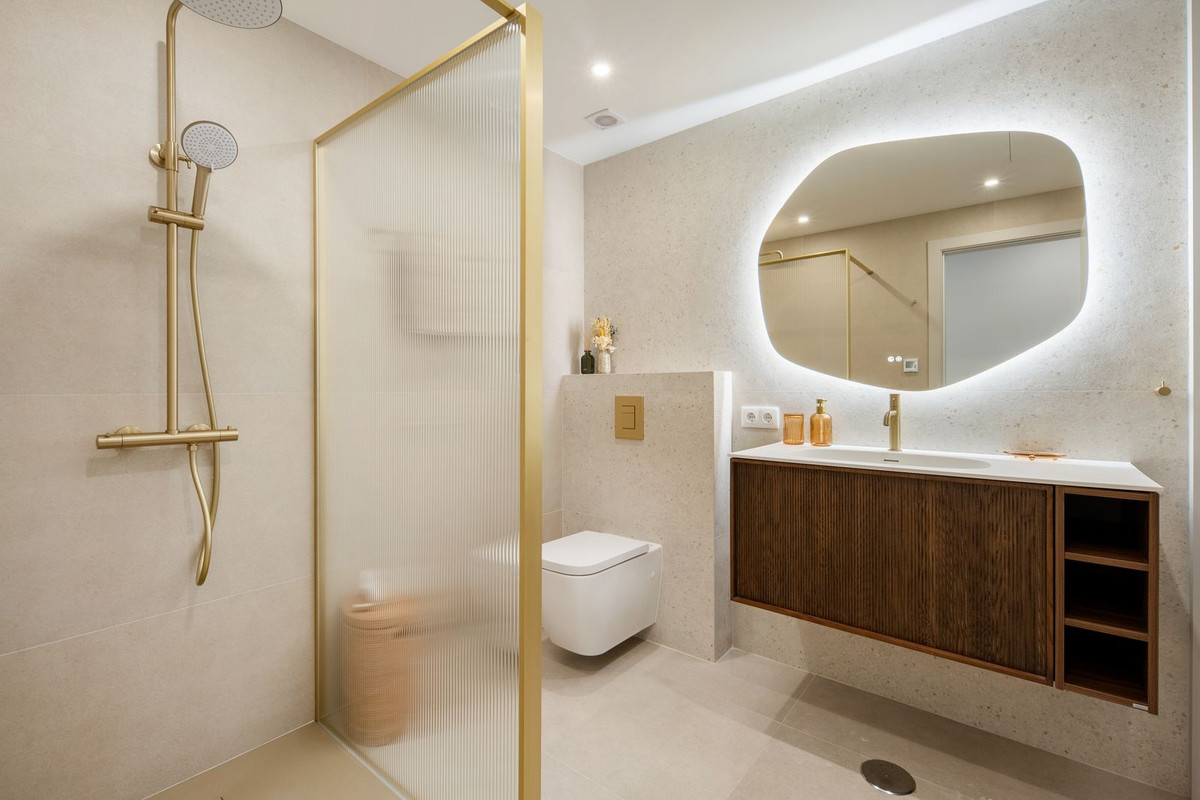 Appartement te koop in New Golden Mile | 3 slaapkamers H5498830