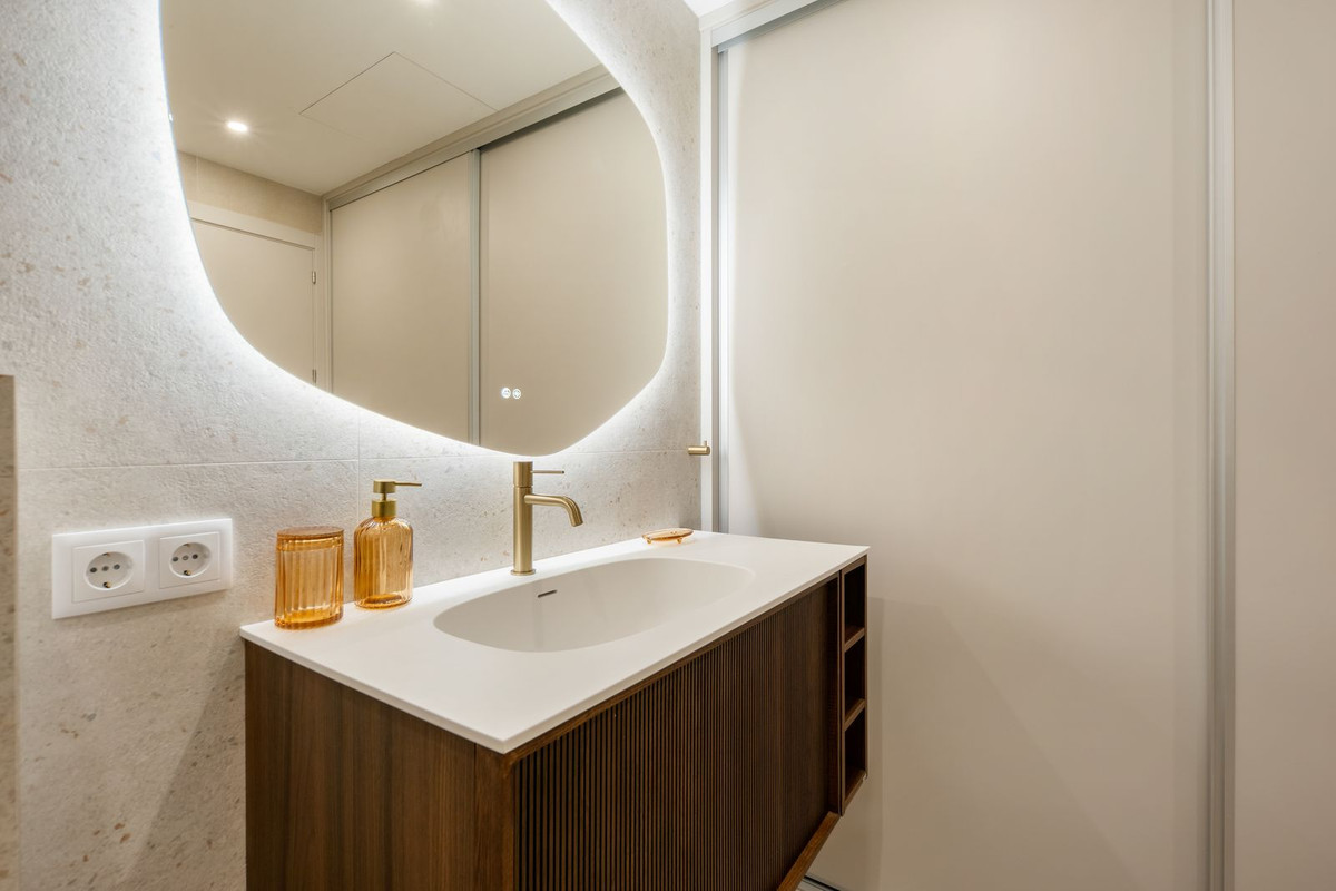 Appartement te koop in New Golden Mile | 3 slaapkamers H5498830