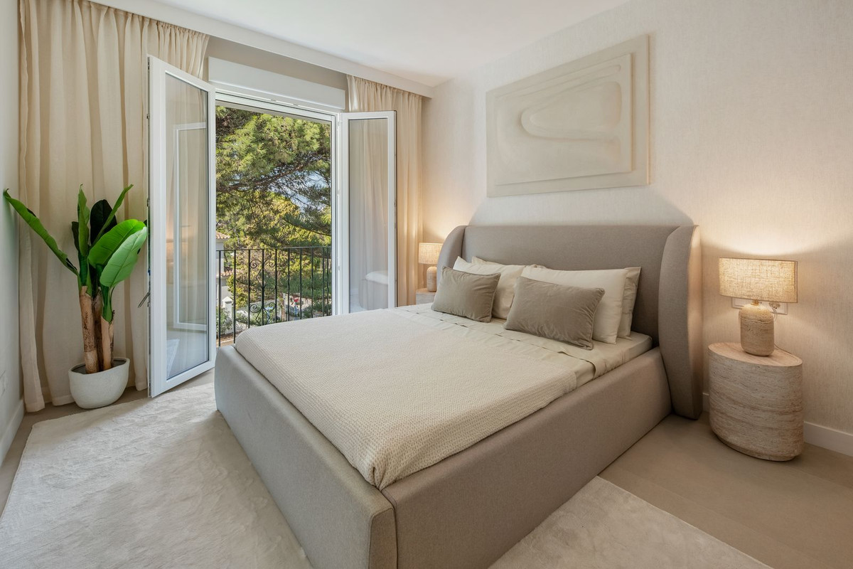 Appartement te koop in New Golden Mile | 3 slaapkamers H5498830