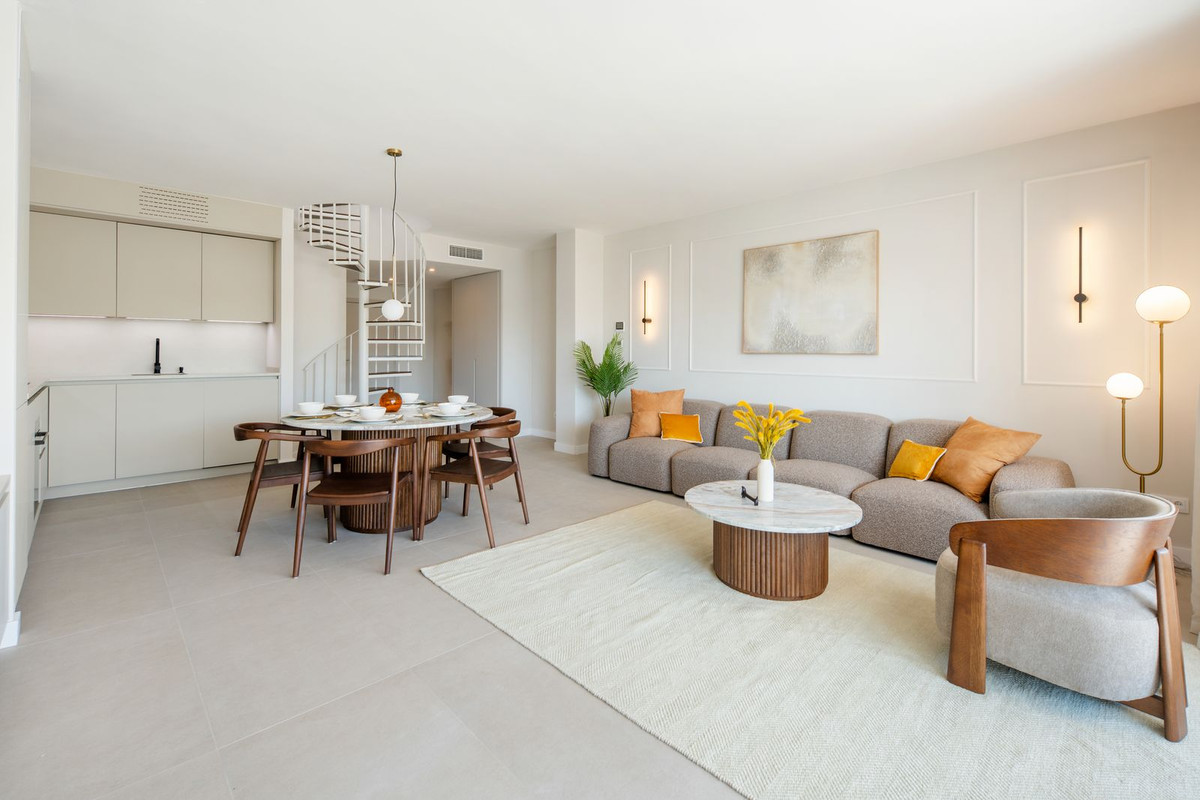 Appartement te koop in New Golden Mile | 3 slaapkamers H5498830