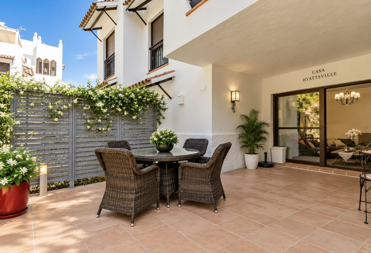 Appartement te koop in New Golden Mile | 2 slaapkamers H5502511