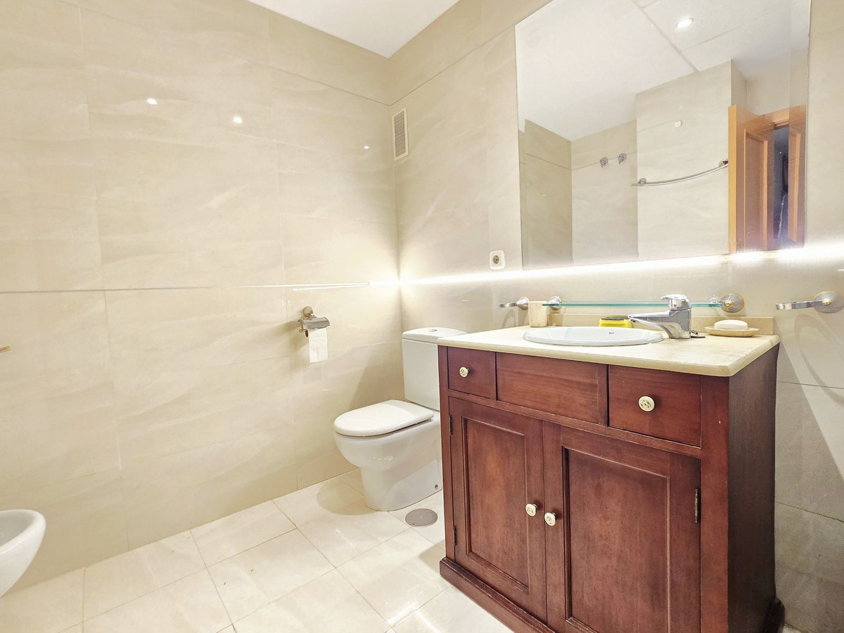 Appartement te koop in New Golden Mile | 2 slaapkamers H5506597