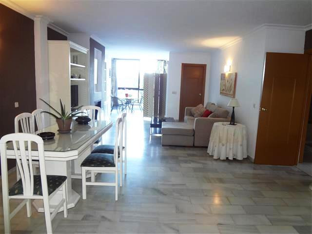 Tussenverdieping Appartement in Nueva Andalucía-20
