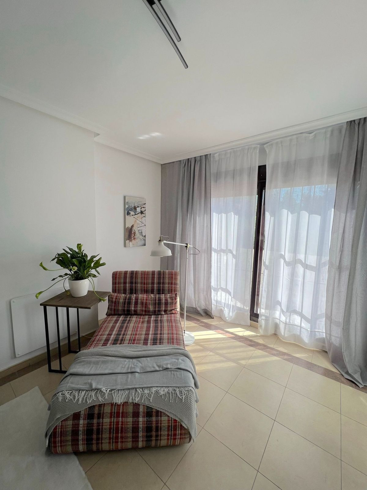 Appartement te koop in Nueva Andalucía | 3 slaapkamers H4137199