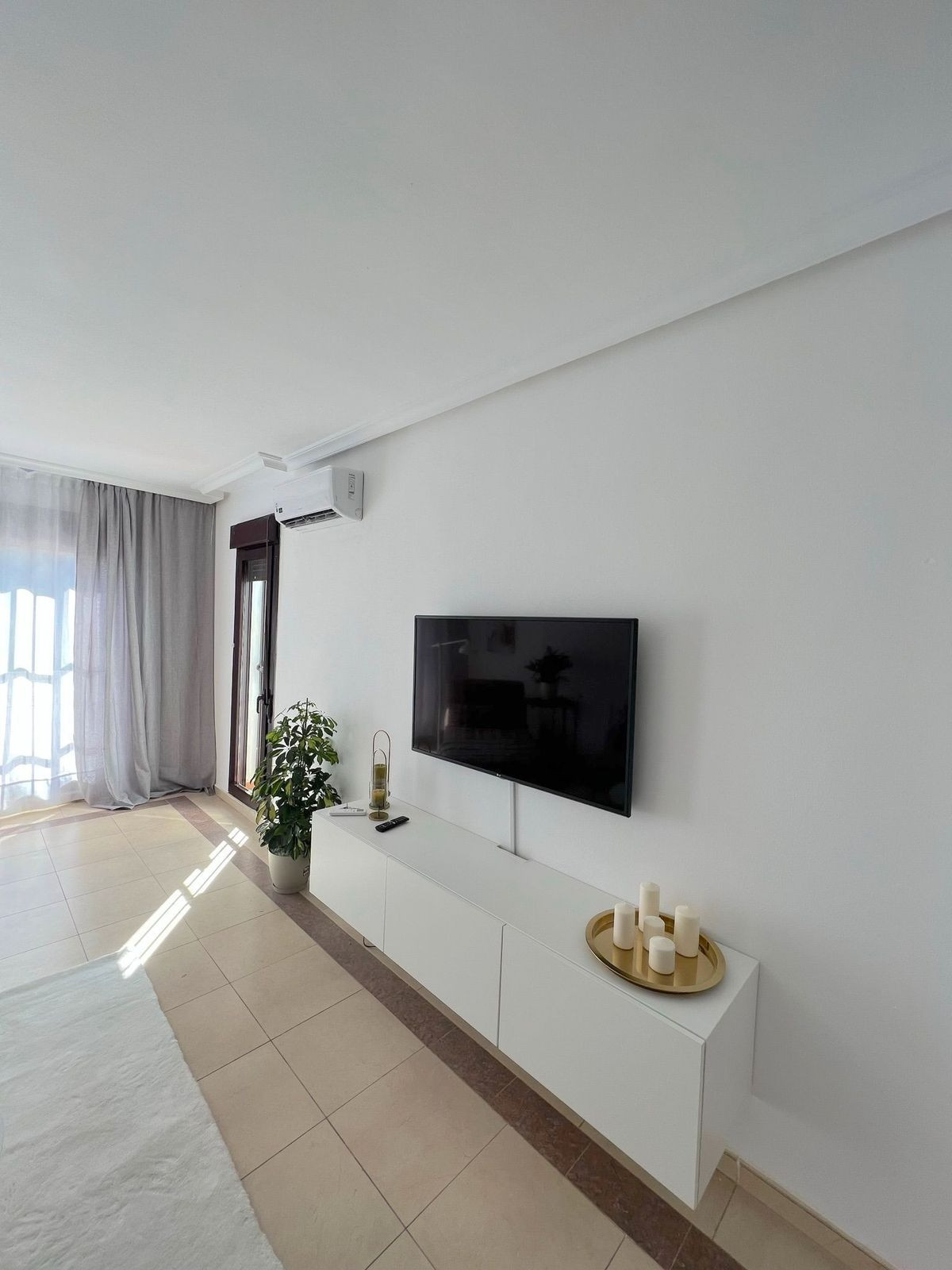 Appartement te koop in Nueva Andalucía | 3 slaapkamers H4137199