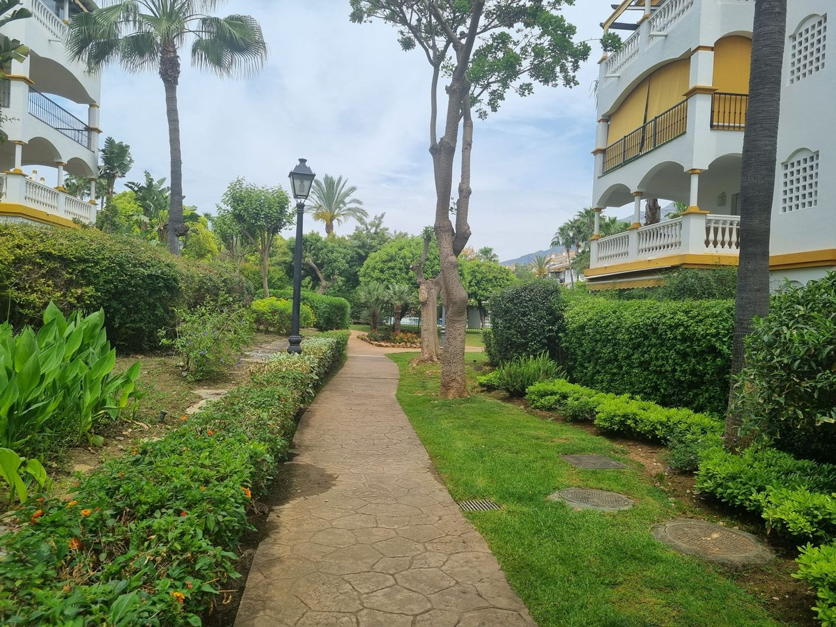 Appartement te koop in Nueva Andalucía | 3 slaapkamers H4324150