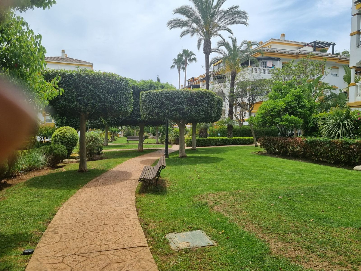 Appartement te koop in Nueva Andalucía | 3 slaapkamers H4324150