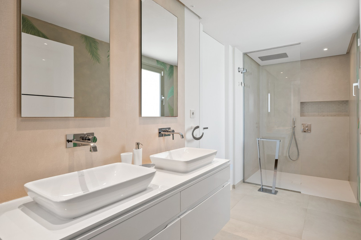 Appartement te koop in Nueva Andalucía | 7 slaapkamers H4710154