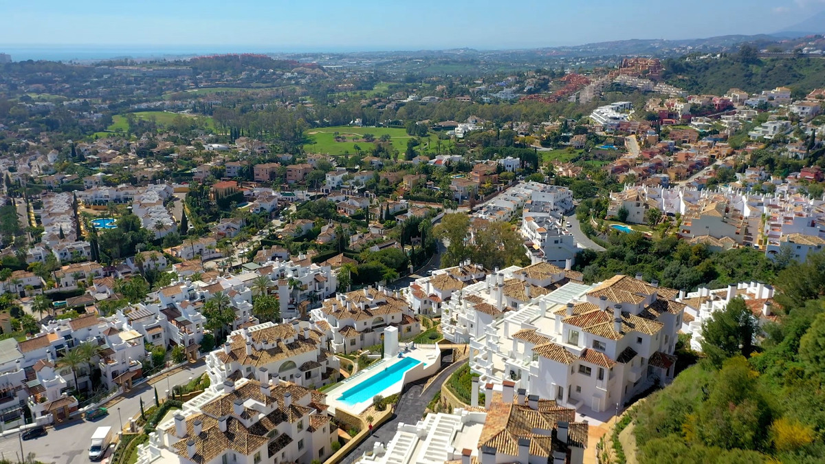 Appartement te koop in Nueva Andalucía | 7 slaapkamers H4710154