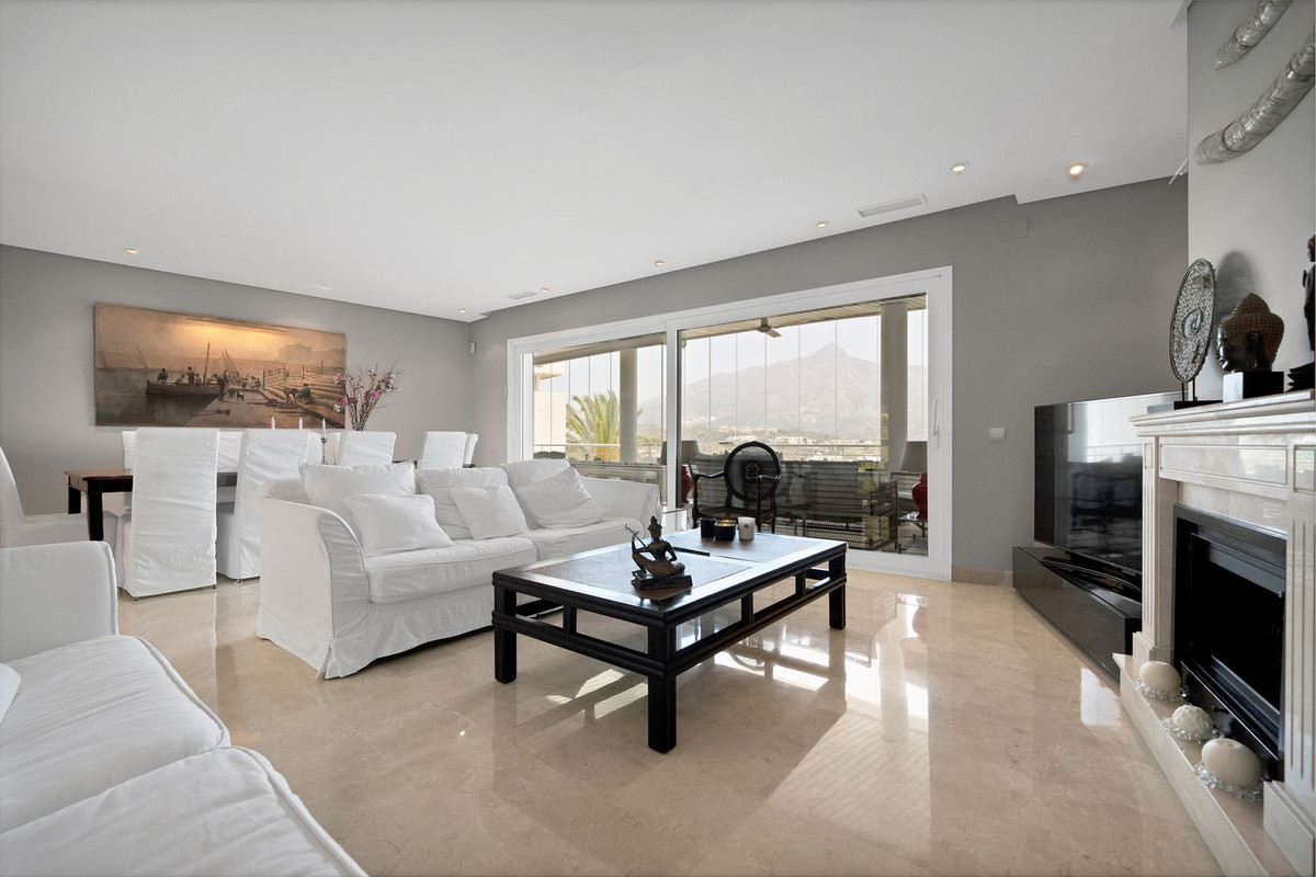 Appartement te koop in Nueva Andalucía | 3 slaapkamers H4749808