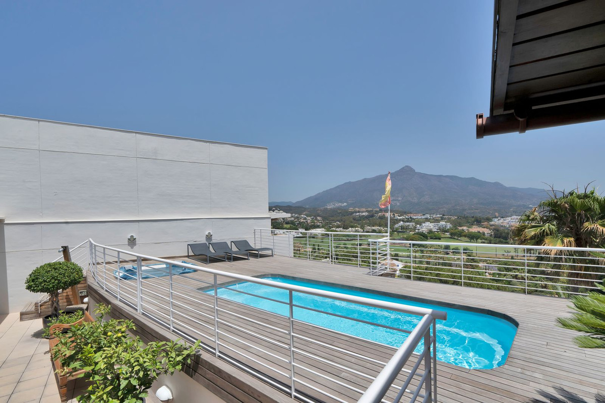 Appartement te koop in Nueva Andalucía | 3 slaapkamers H4749808
