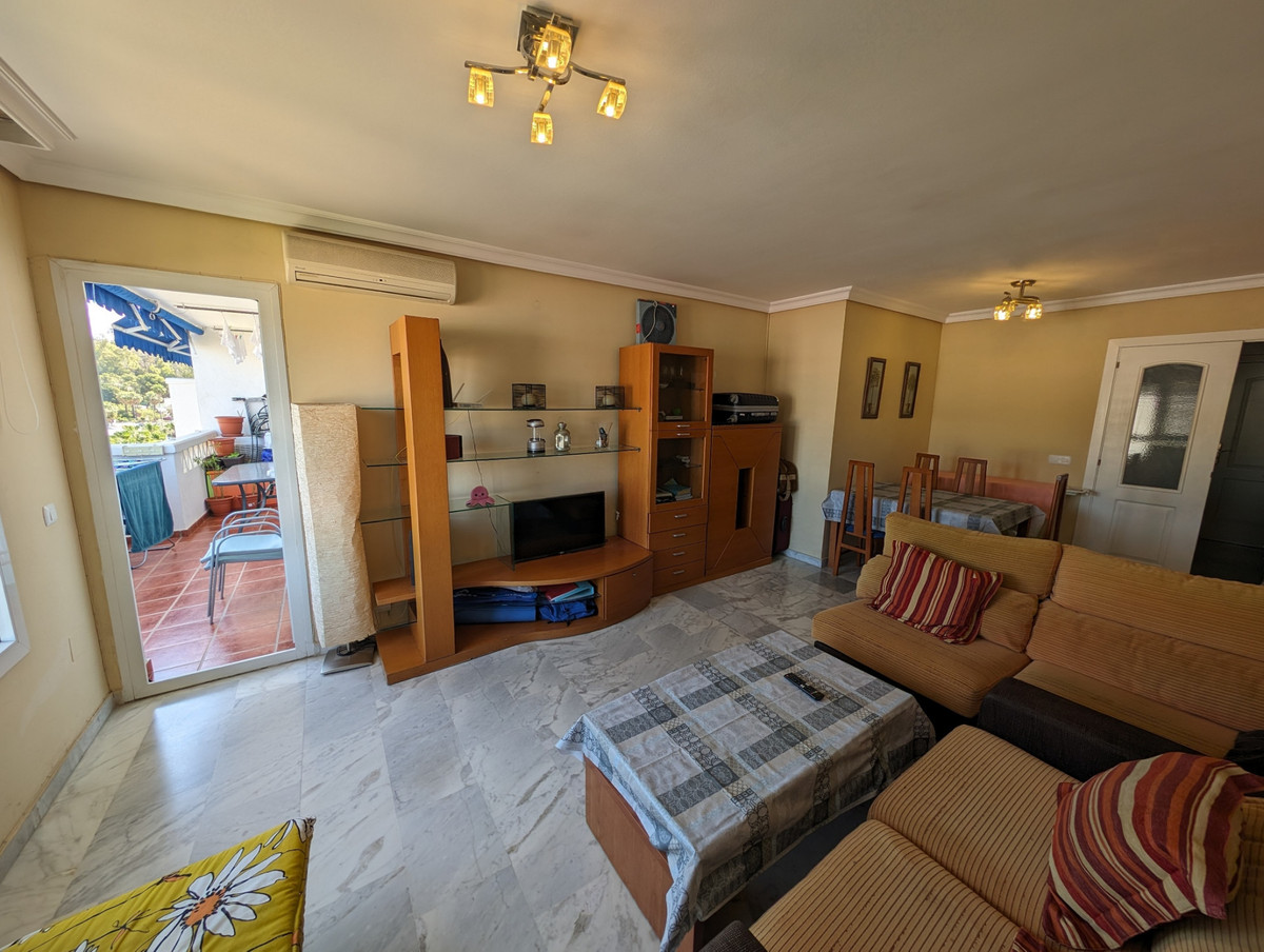Tussenverdieping Appartement in Nueva Andalucía-9