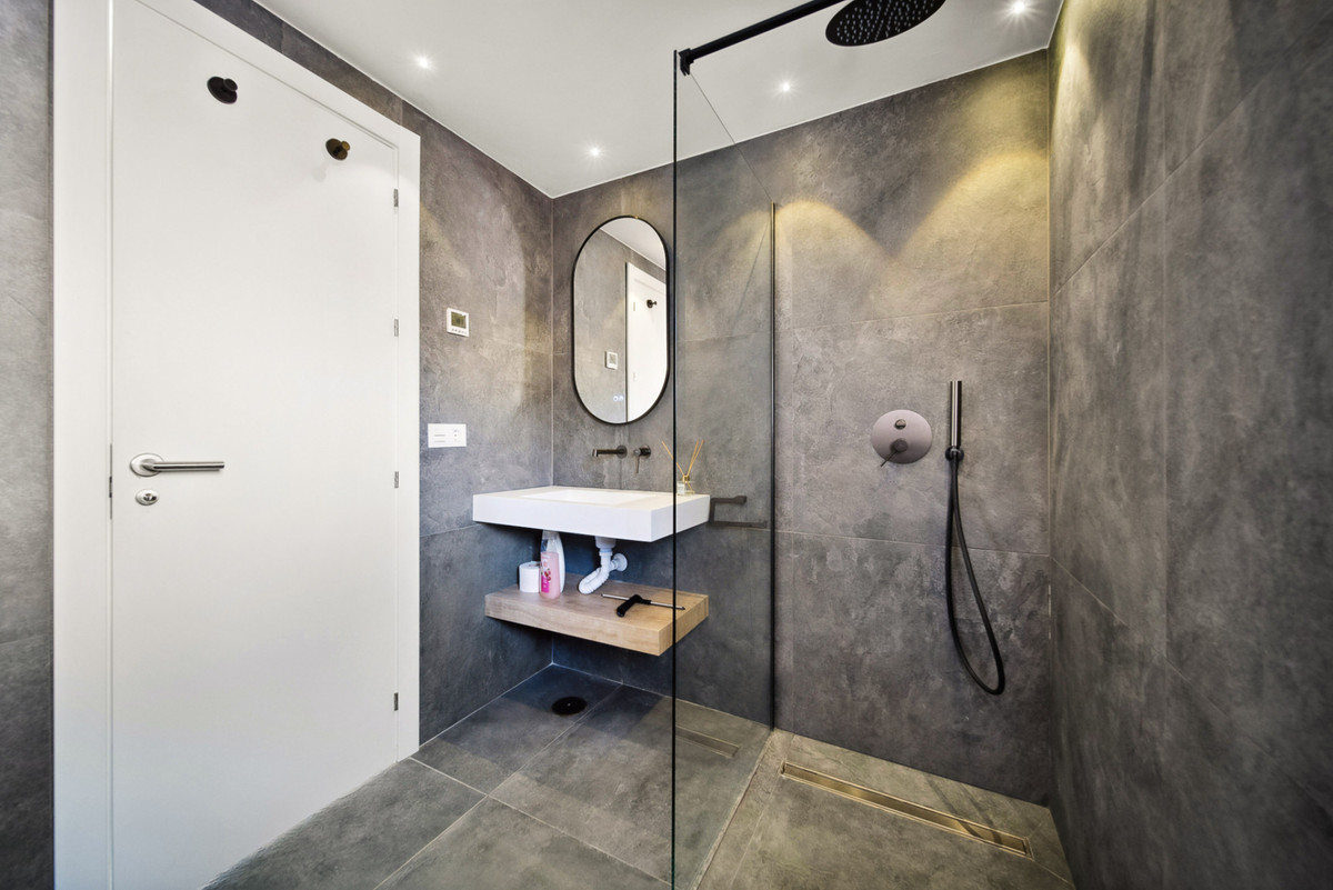 Property main view 40