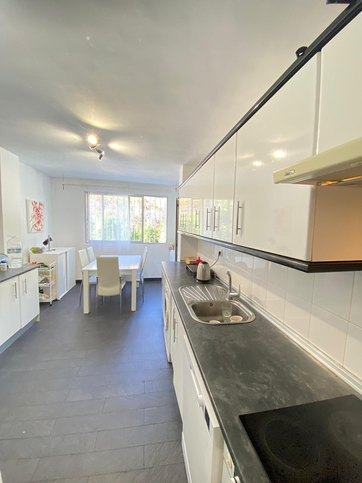 Appartement te koop in Nueva Andalucía | 3 slaapkamers H4879342