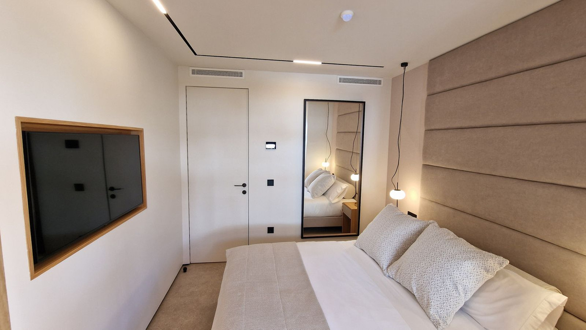 Tussenverdieping Appartement in Nueva Andalucía-6