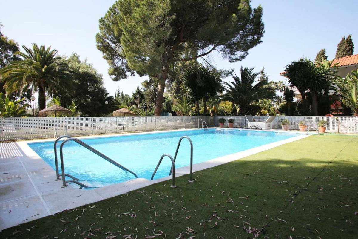 Tussenverdieping Appartement in Nueva Andalucía-18