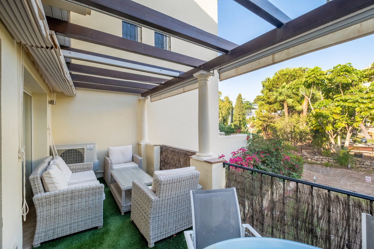 Penthouse in Nueva Andalucía-21