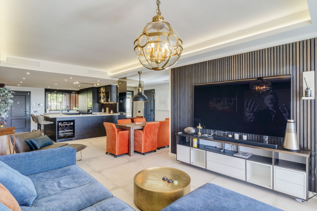 Property main view 44