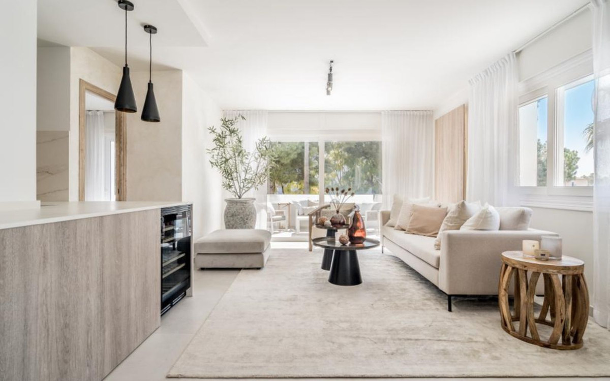 Appartement te koop in Nueva Andalucía | 4 slaapkamers H4942234