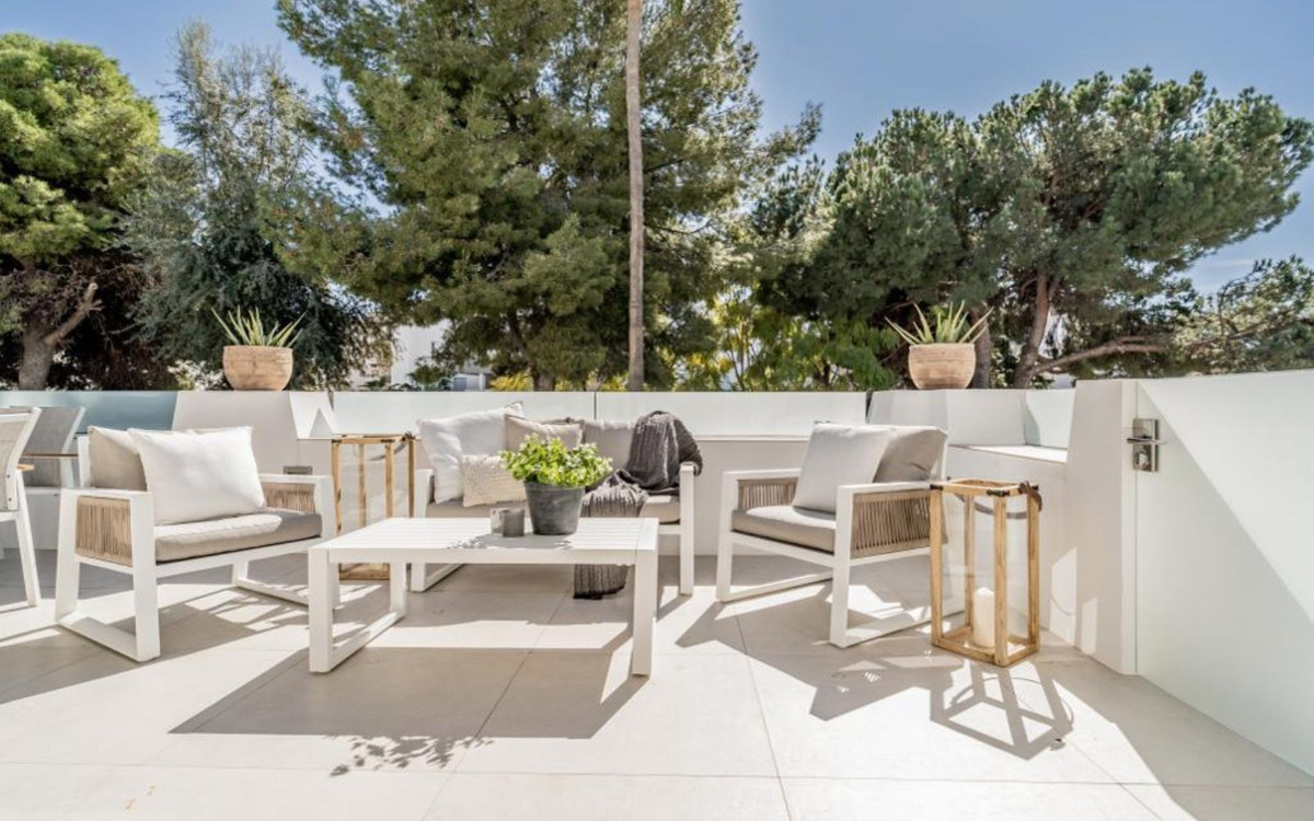 Appartement te koop in Nueva Andalucía | 4 slaapkamers H4942234