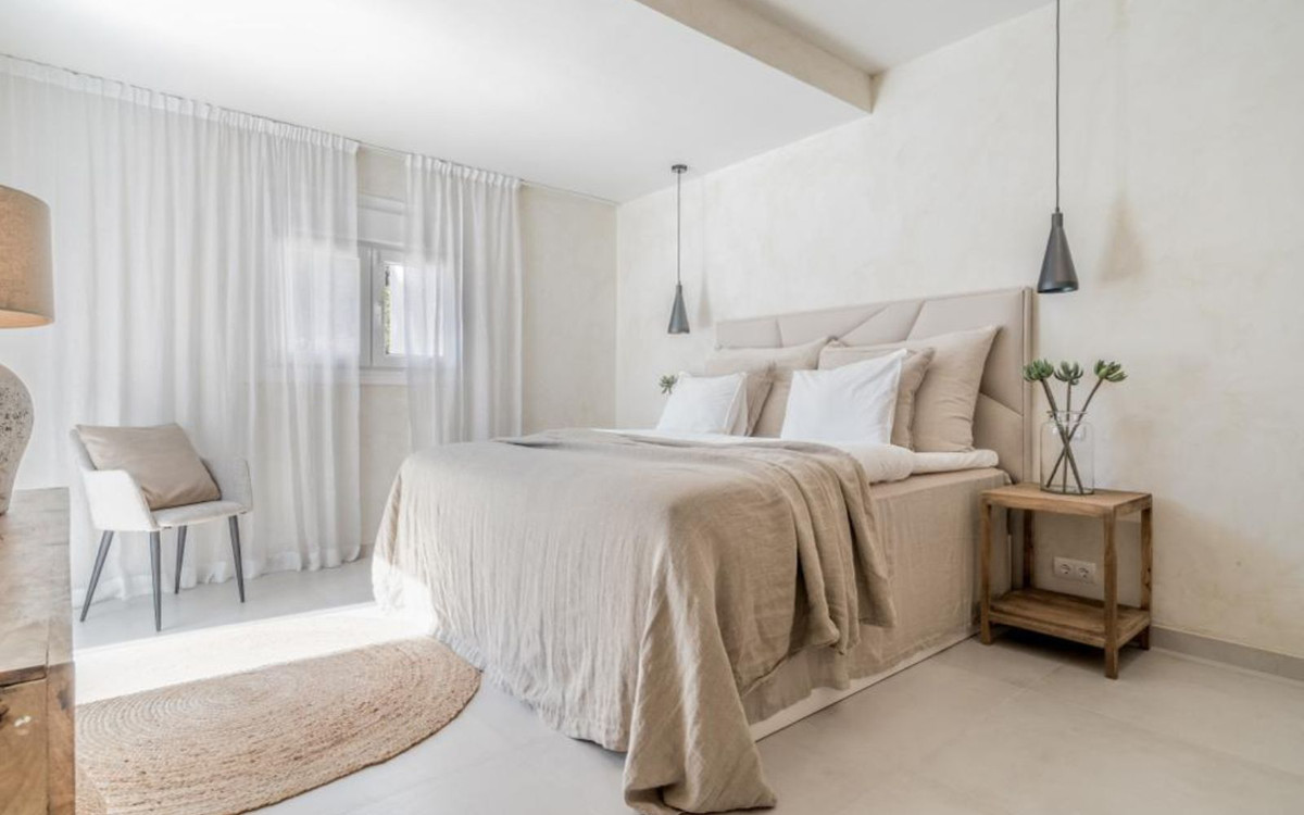 Appartement te koop in Nueva Andalucía | 4 slaapkamers H4942234