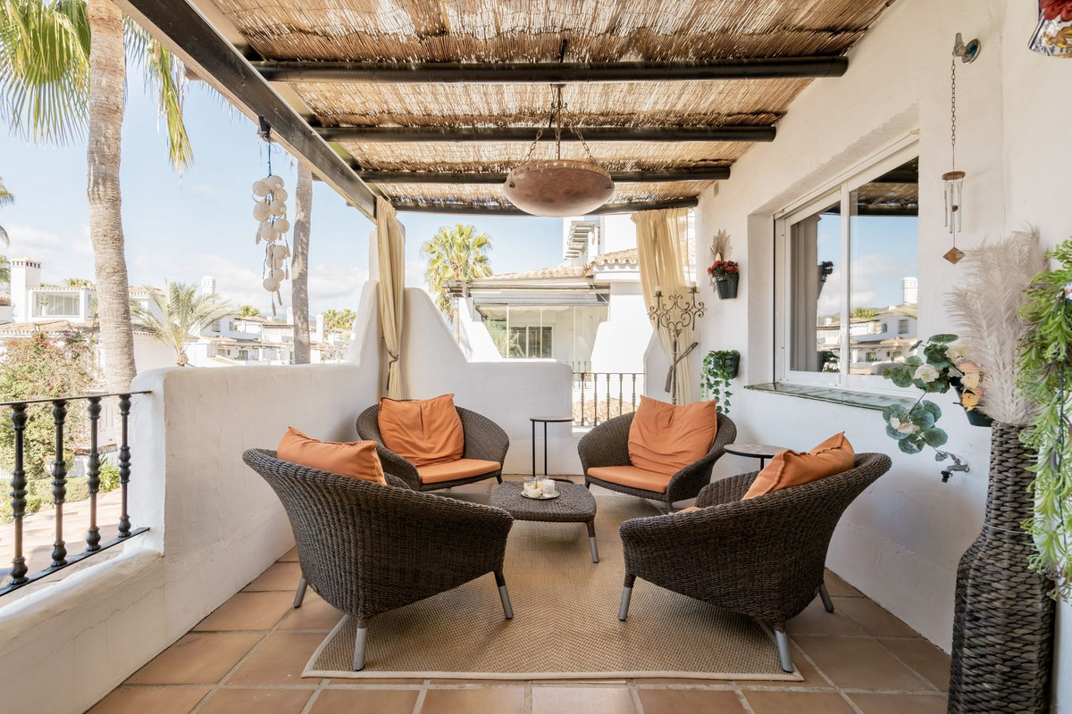Appartement te koop in Nueva Andalucía | 2 slaapkamers H4951897
