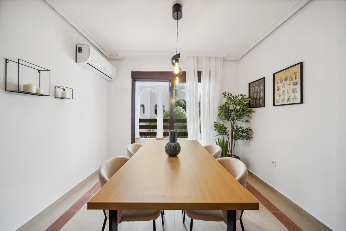 Appartement te koop in Nueva Andalucía | 2 slaapkamers H4956106