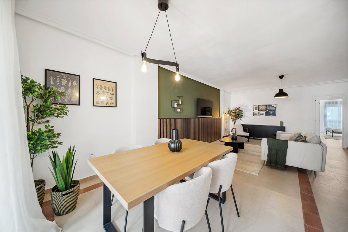 Appartement te koop in Nueva Andalucía | 2 slaapkamers H4956106