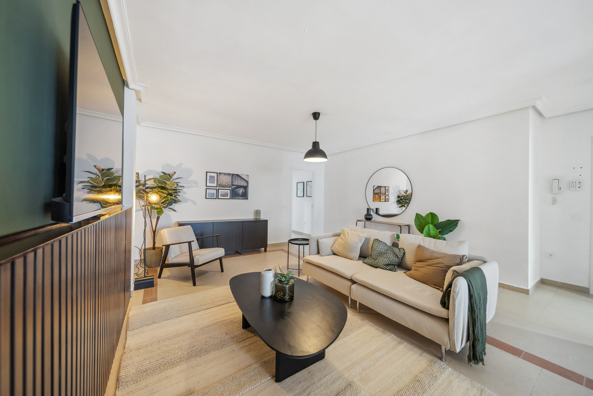 Appartement te koop in Nueva Andalucía | 2 slaapkamers H4956106