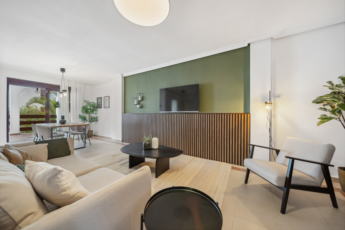 Appartement te koop in Nueva Andalucía | 2 slaapkamers H4956106