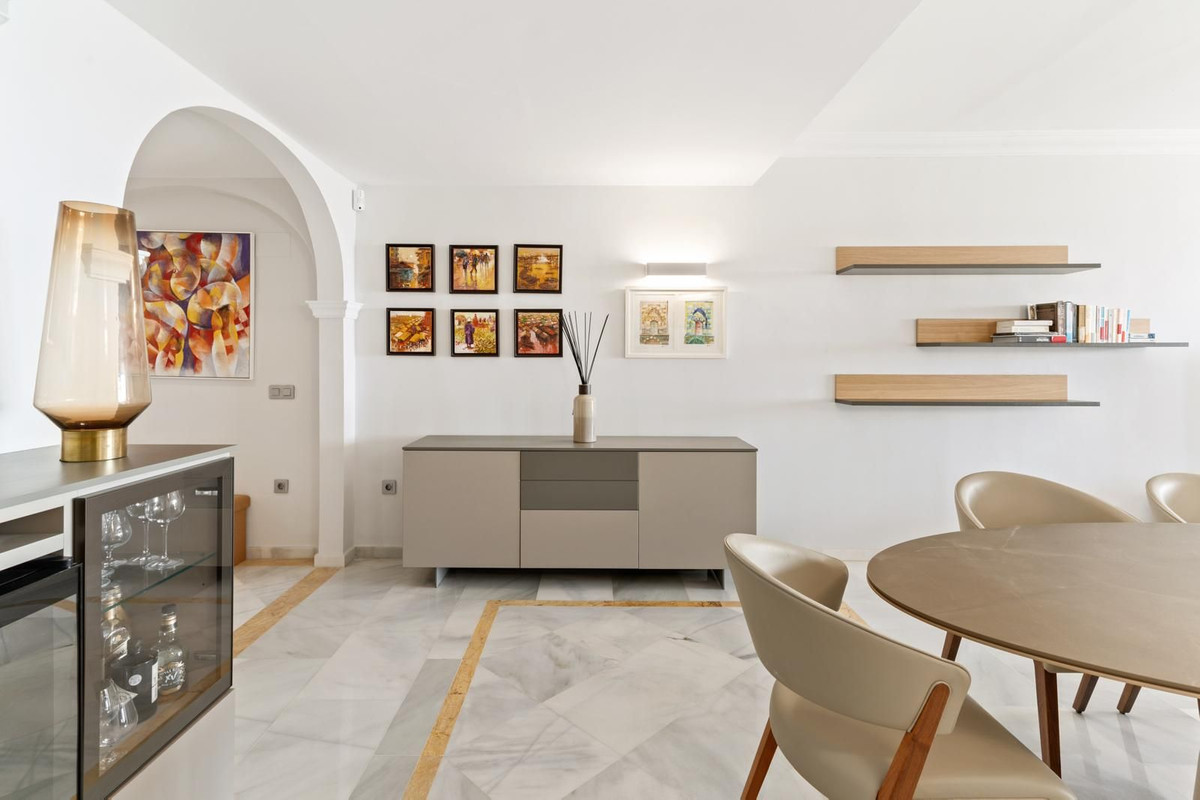 Begane grond appartement in Nueva Andalucía-7