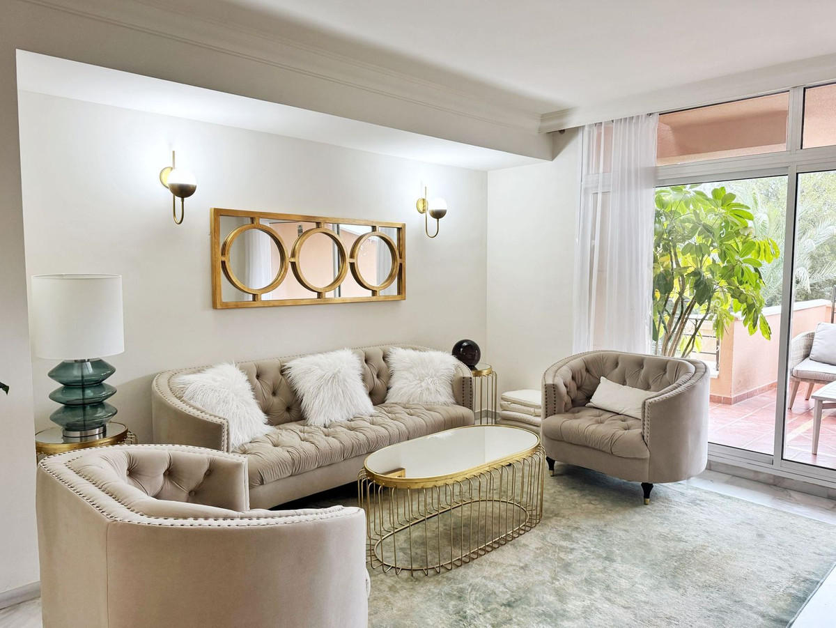 Appartement te koop in Nueva Andalucía | 2 slaapkamers H4994659