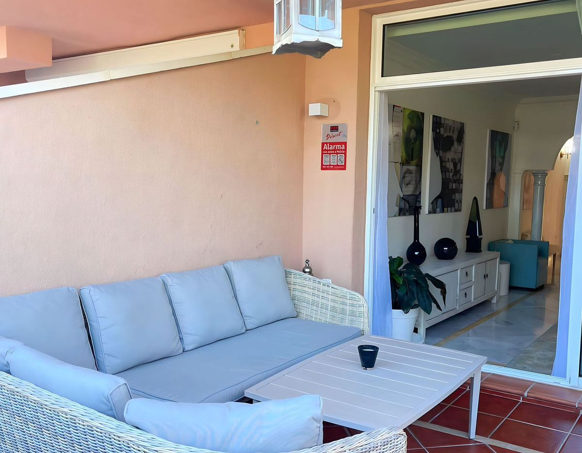 Appartement te koop in Nueva Andalucía | 2 slaapkamers H4994659