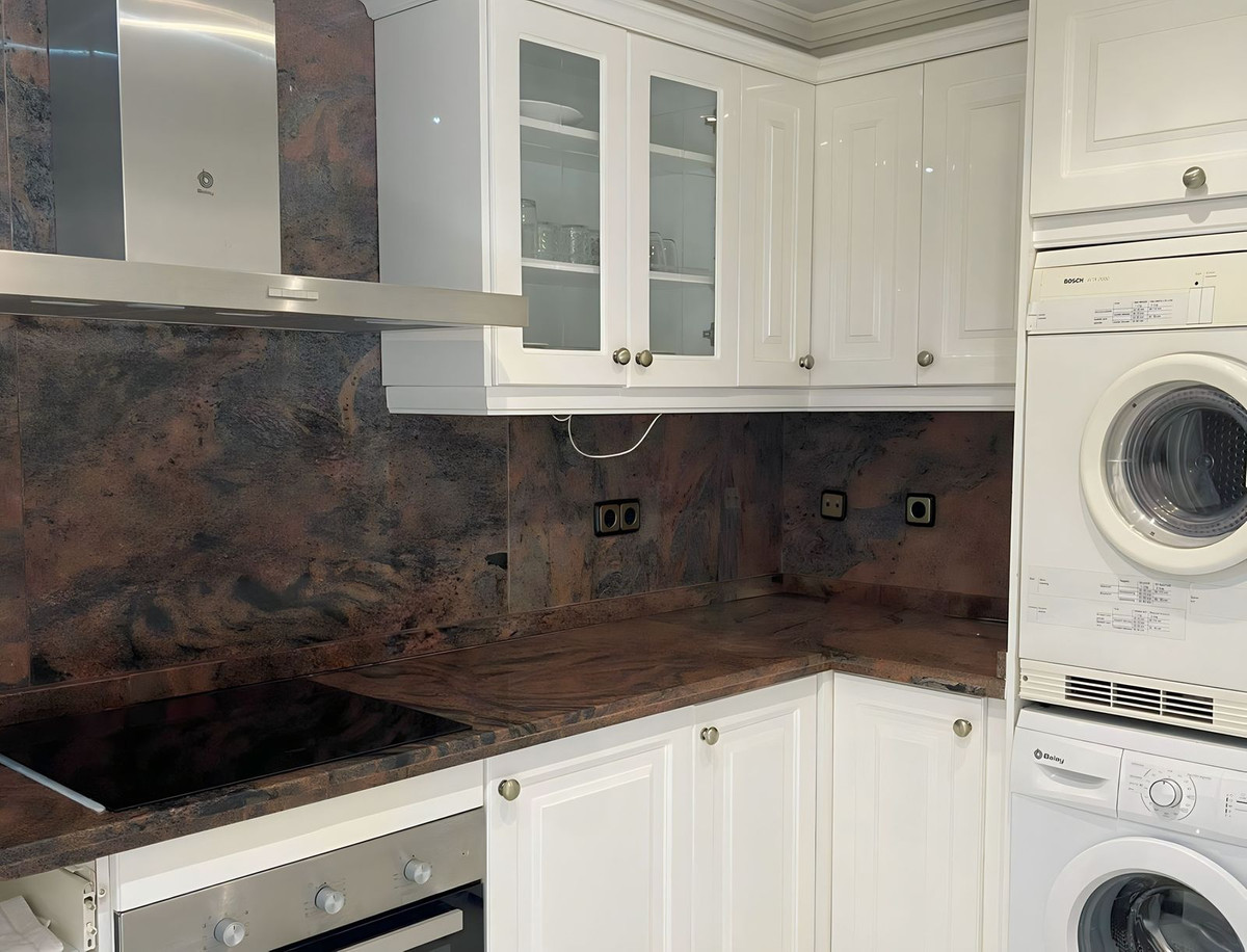 Appartement te koop in Nueva Andalucía | 2 slaapkamers H4994659