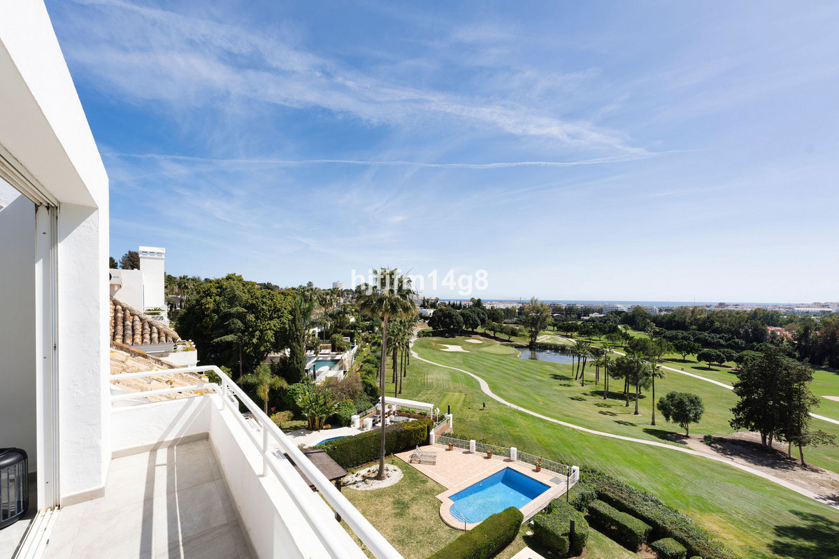 Appartement te koop in Nueva Andalucía | 4 slaapkamers H5005765